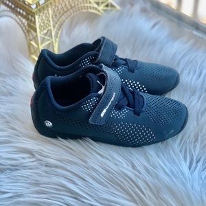 Toddler puma sneakers